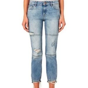 DL1961 Mara Straight Leg Jean